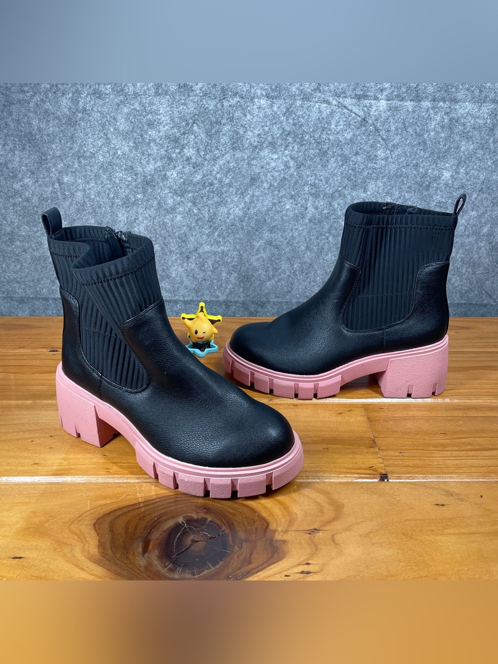 Torrid Rain Bootie Womens 9WW Black Pink Contrast 3 inch Chunky Heel Ankle Boots